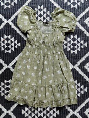 HESPERUS I Green Floral Scoop-Neck Fit & Flare Dress